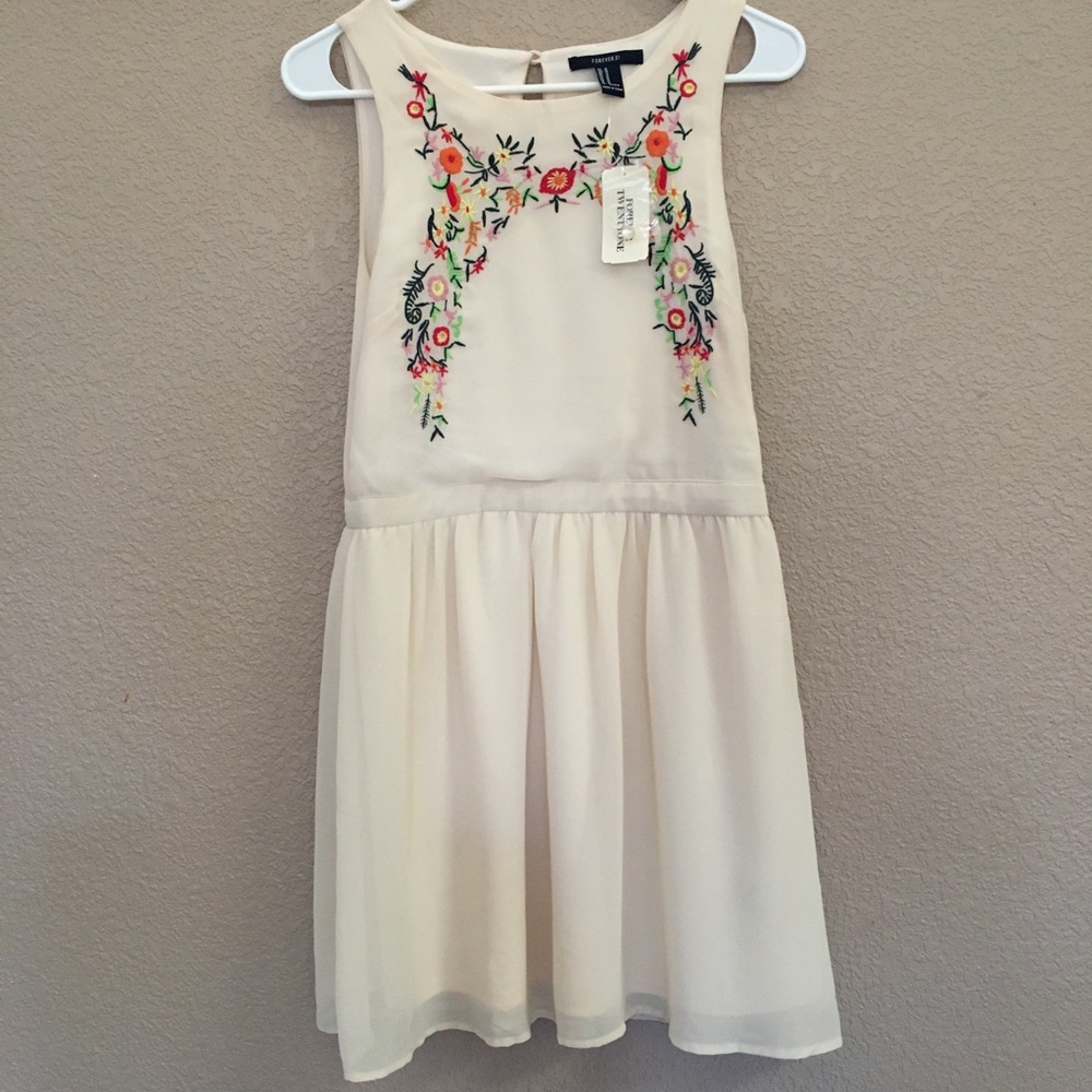 Embroidered Forever21 Dress NWT